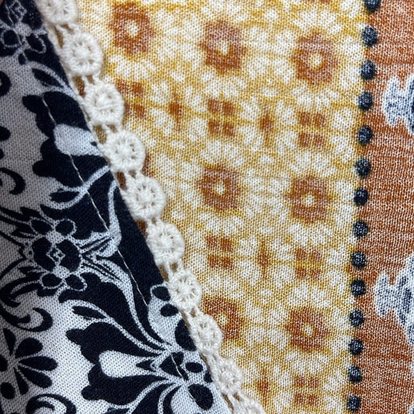 Kori America Womens Tunic L Pink Black Gold Boho Fit & Flare Lace Bell Sleeves - Picture 7 of 13